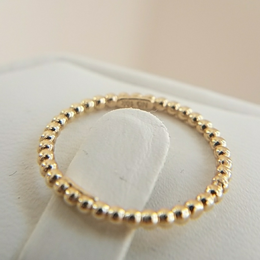 10k Solid Yellow Gold cable Stackable Wedding Band - Picture 7 of 8
